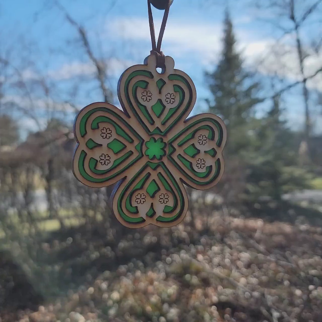 Wood Shamrock Celtic Ornament Wall Decoration Cross Saint Patrick's Day