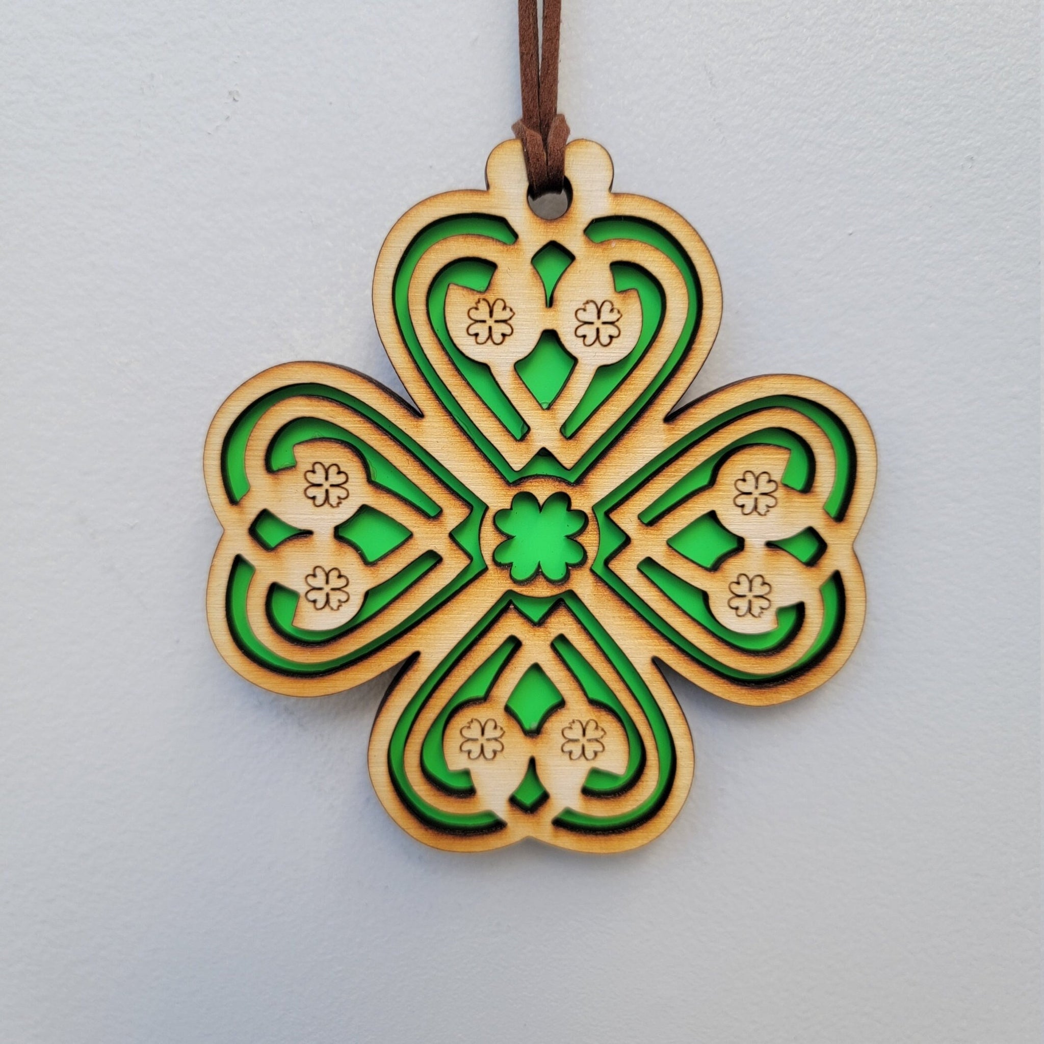 Wood Shamrock Celtic Ornament Wall Decoration Cross Saint Patrick's Day